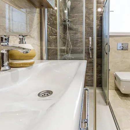 Centrally Located Marvellous Flat In Sisli איסטמבול